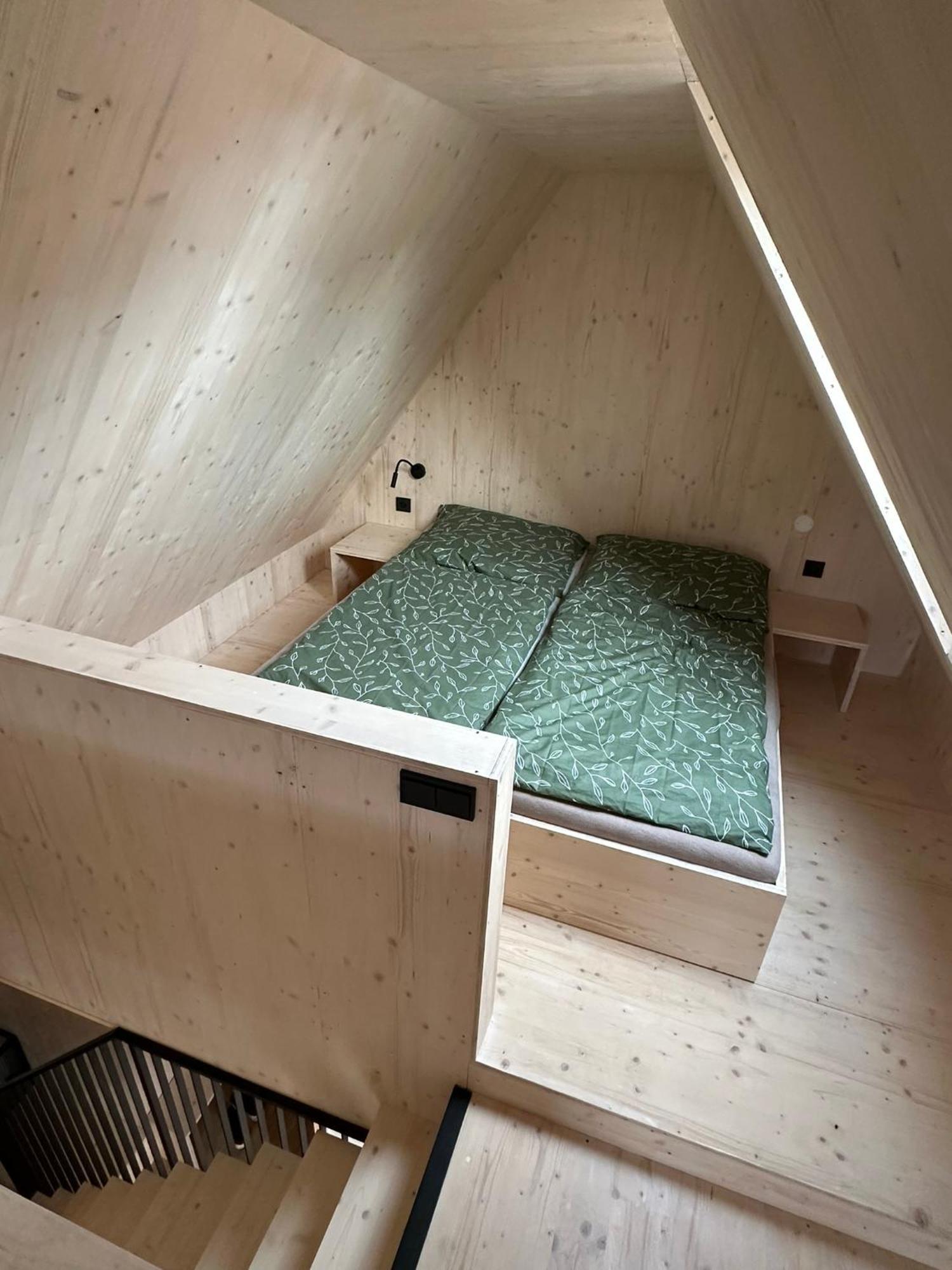 Penzion A Restaurace Pod Sjezdovkou Ченковице Екстериор снимка
